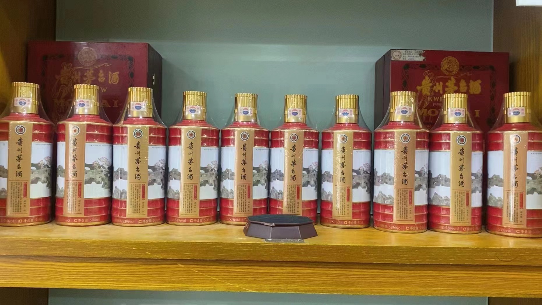 浦北回收50年茅台礼盒多少钱（最新更新行情）